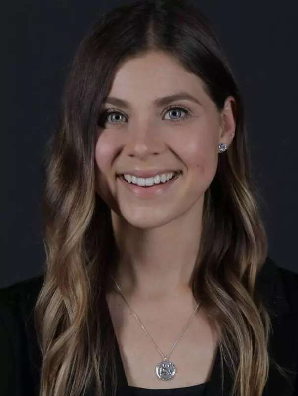 Spring_Lauren-rotated-e1664381604342-1024x819