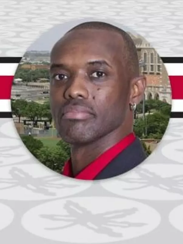 Victor-Houston-Headshot-1024x328