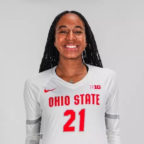 Zaria Ragler Headshot White Backdrop