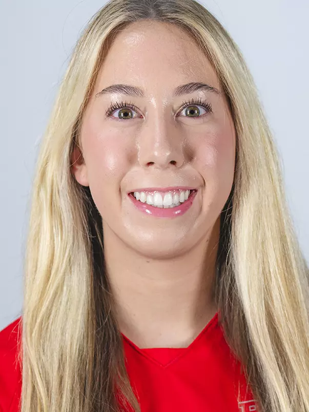 Mia Mcsweeney Headshot
