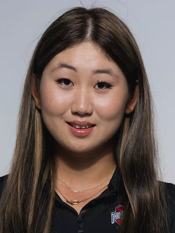 WGolf Headshot - Mandy Song