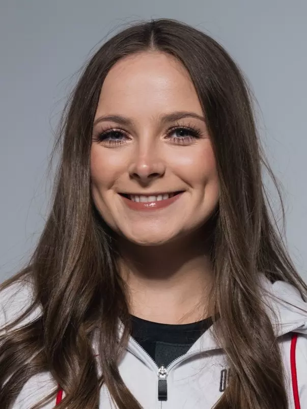 Leah Mueller headshots