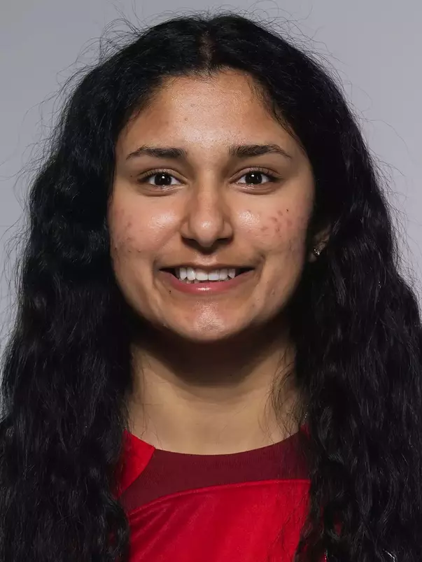 Karnati__Pavitra Headshot