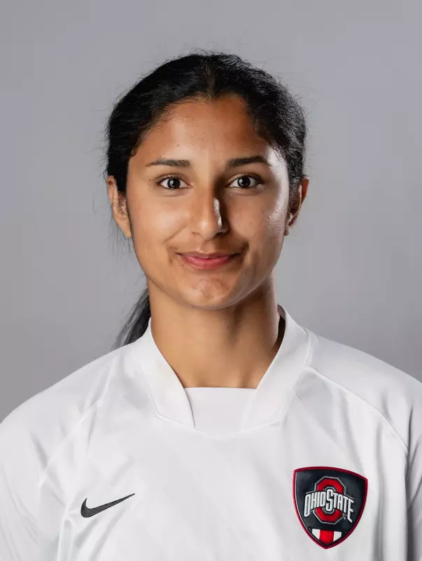 Pavitra Karnati Headshot