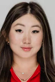 Mandy Song 2026-27 Headshot