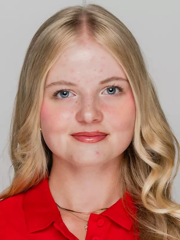 Amalie Tauer Headshot 2026-27