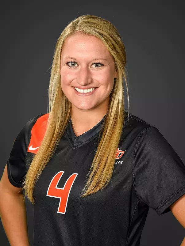 Kelsey Bass 2015 headshot