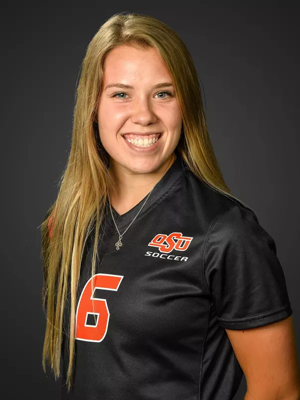 Anna Beffer 2015 headshot