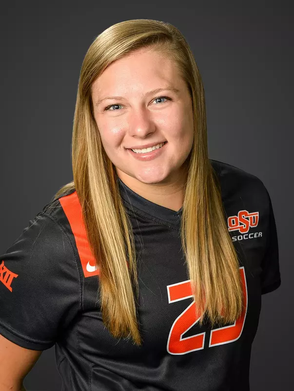 Madeline Wood 2015 headshot