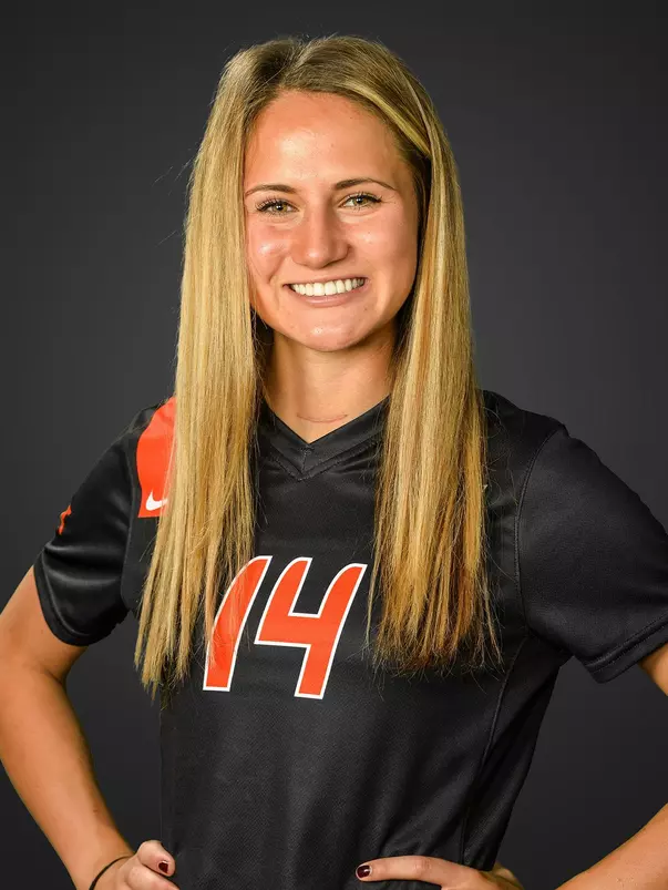 Marlo Zoller 2015 headshot