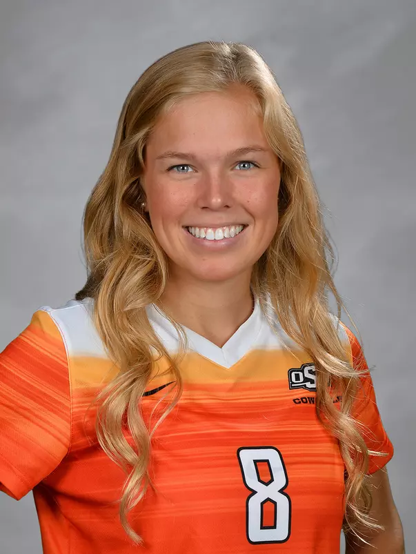 Julia Lenhardt