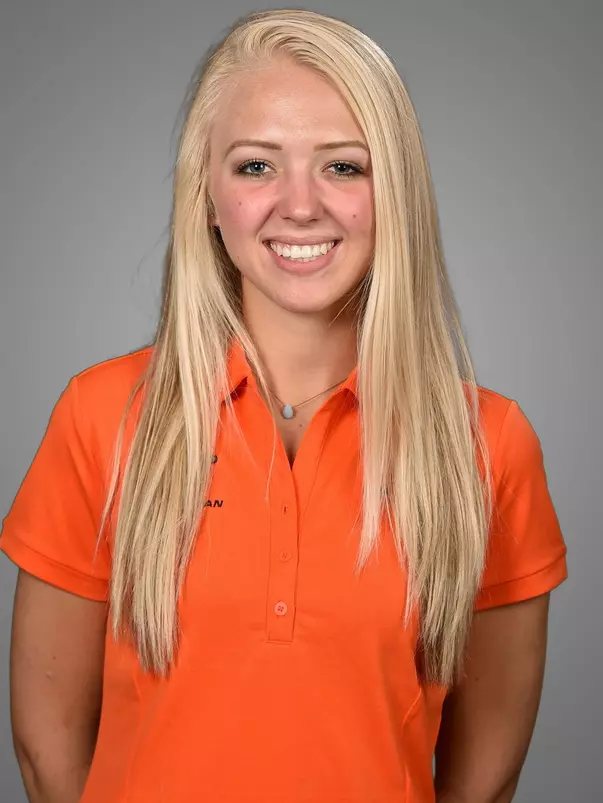 Katie_Pelzel_2018_Headshot