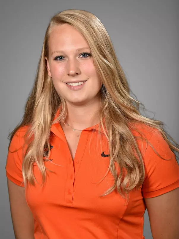 Katie_Schell_2018_Headshot