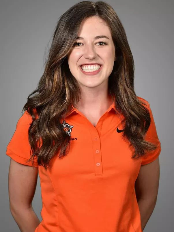 LaurenN_MoorheAD_2018_Headshot