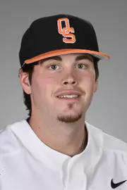 Elliott headshot 2020