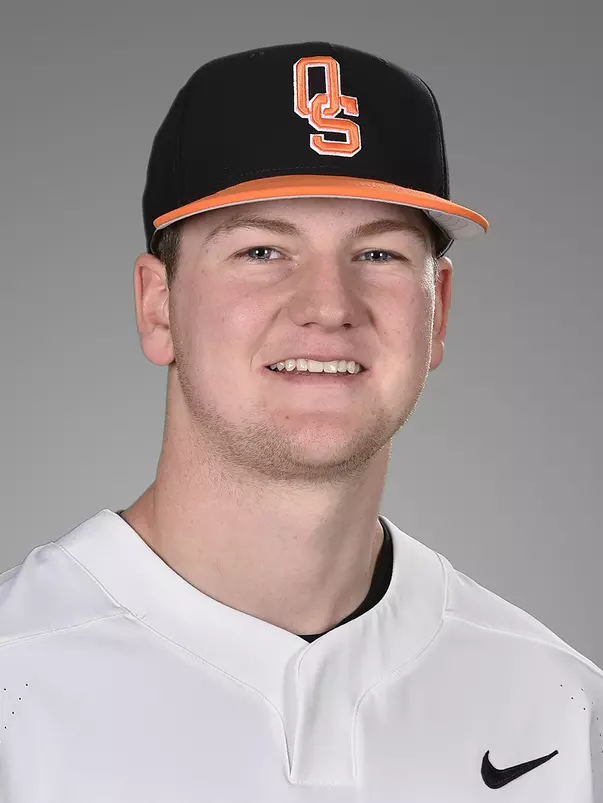 Robertson headshot 2020