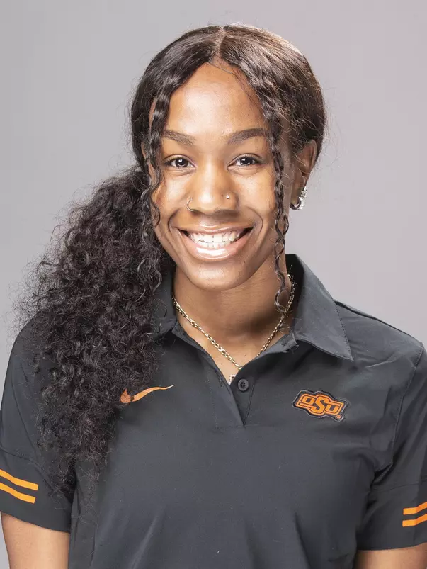 Nicolette Dixon 2020 Headshot