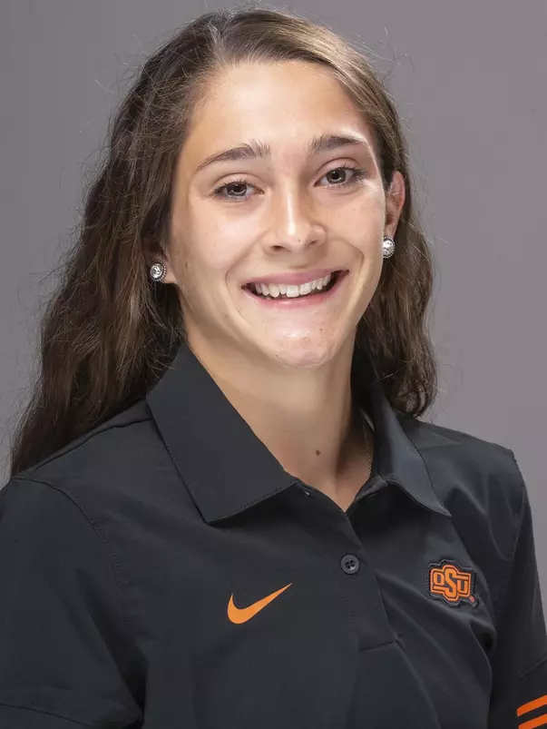 Lilly Lavier 2020 Headshot