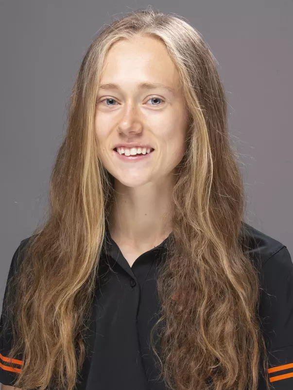 Taylor Roe 2020 Headshot