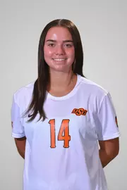 Grace Dennis 2021 headshot