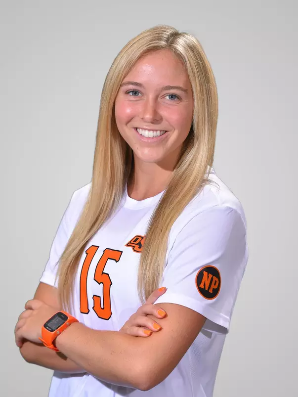 Hayley Ledford 2021 headshot