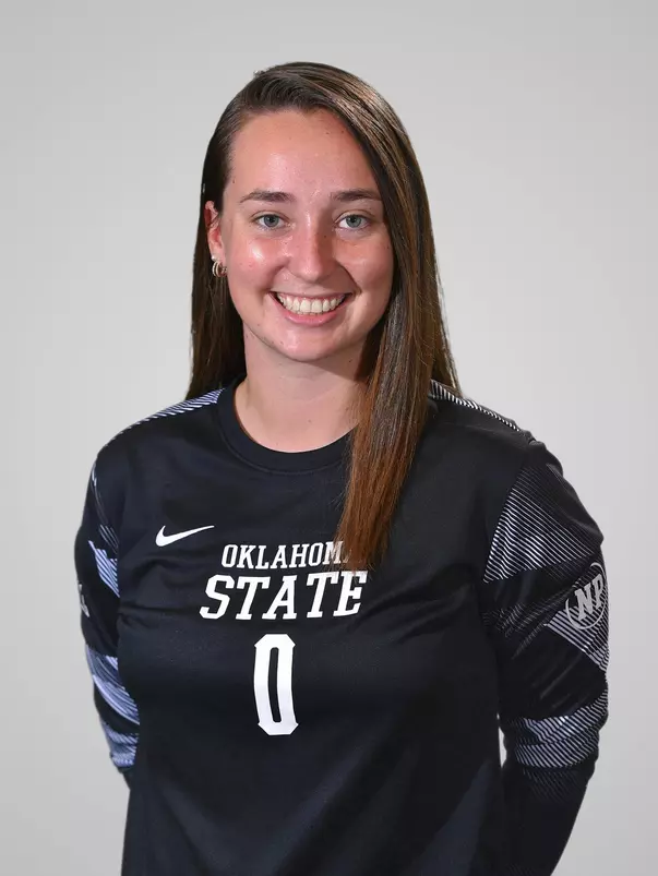 Amber Lockwood 2021 headshot