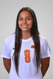 Jenna Mendoza 2021 headshot