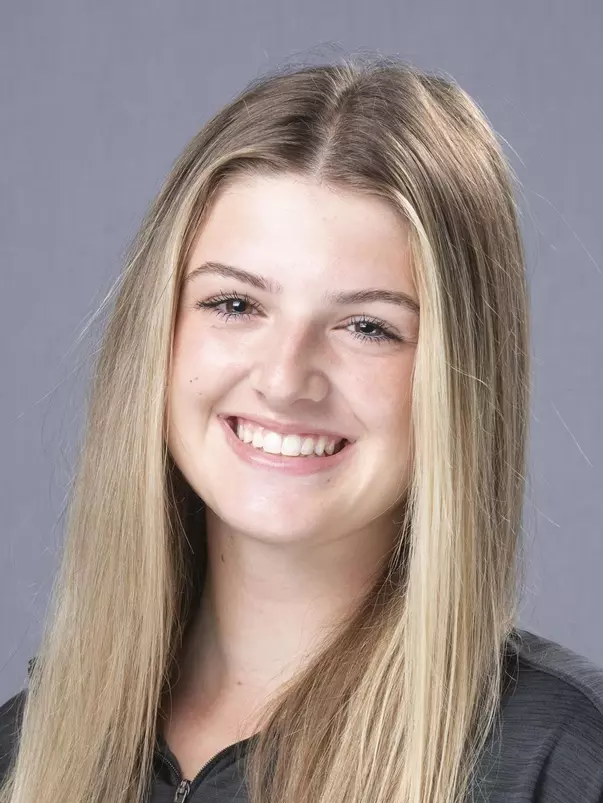 Audrey Schneidmiller 2022 Headshot