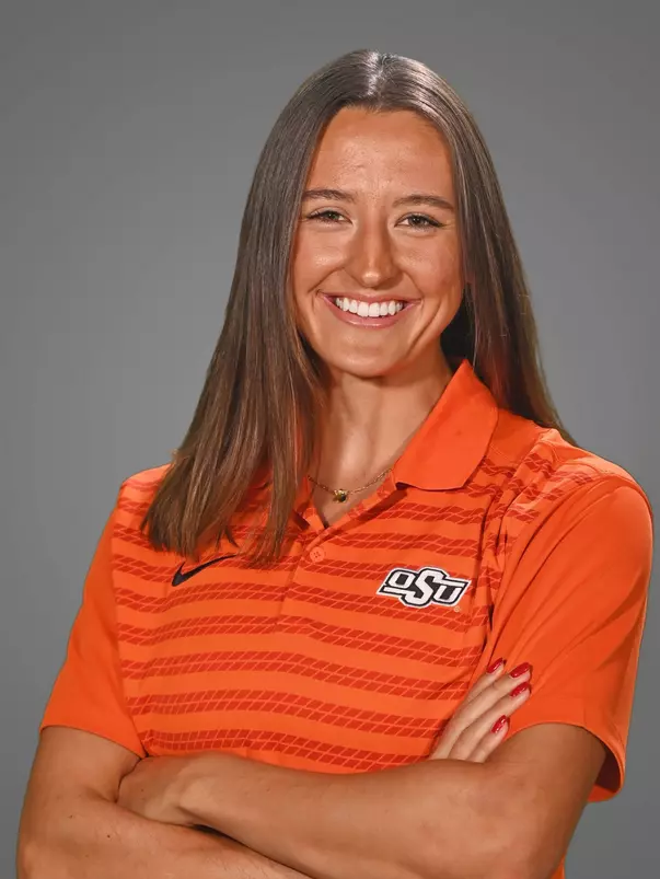 Annie Molenhouse 2024-25 Headshot