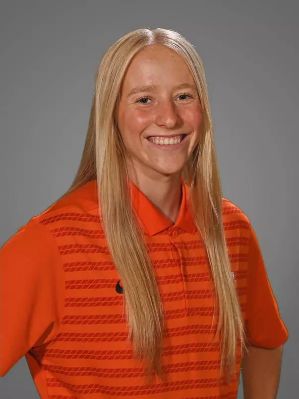 Brooke Bayles 2024-25 Headshot