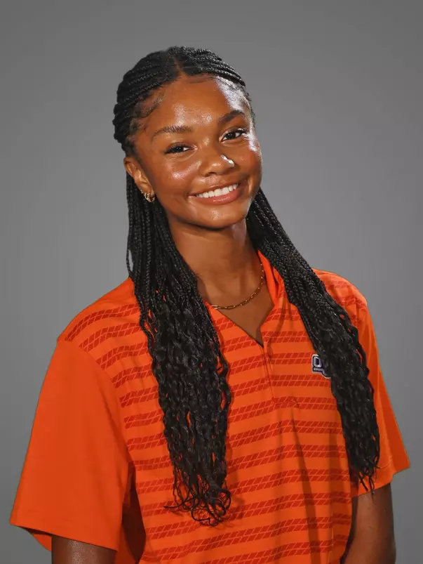 Kevriana Scott 2024-25 Headshot