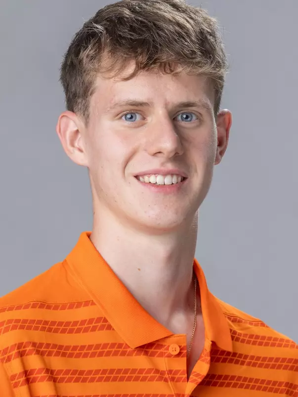 Henry Dover 2024-25 Headshot