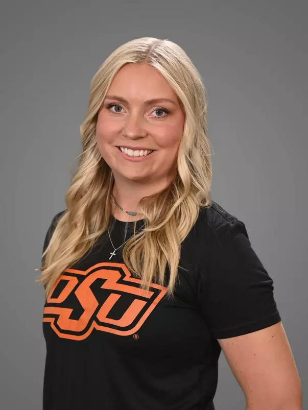 Amber Hochstatter Headshot