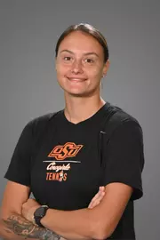 Anastasiya Komar Headshot