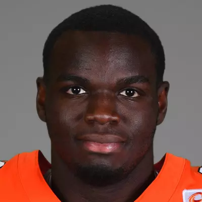Dominic Macon headshot