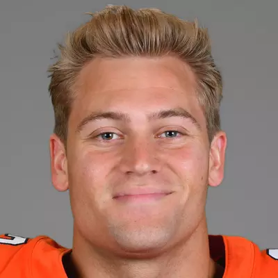 Tate Romney headshot