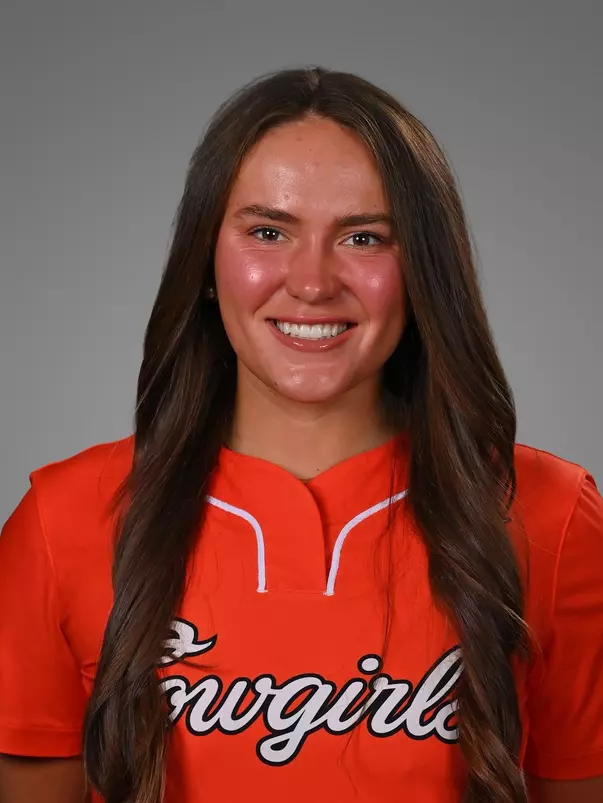 Karli Godwin headshot