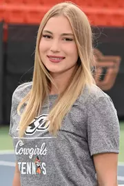 Veronika Kliuch Headshot