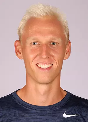 Lukas Engelhardt_2019 Head Shot