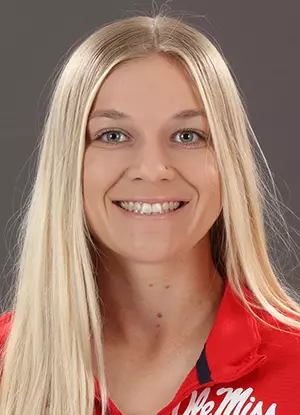 2021-2022 Ole Miss SoftballPhoto by Joshua McCoy/Ole Miss AthleticsBuy Photos at RebelWallArt.comTwitter/Instagram: @OleMissPix