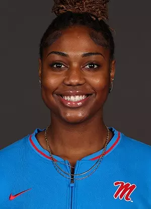 Foxx, Hannah