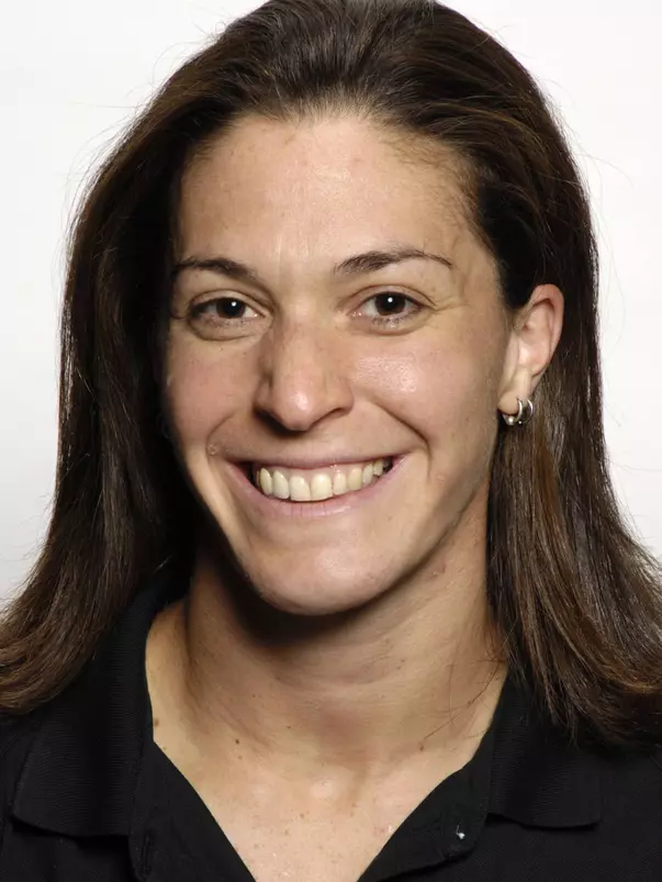 Vita Scaglione headshot