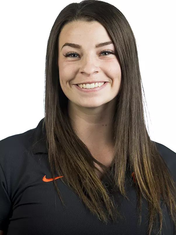 Rebecca Turnerdrown head shot 16