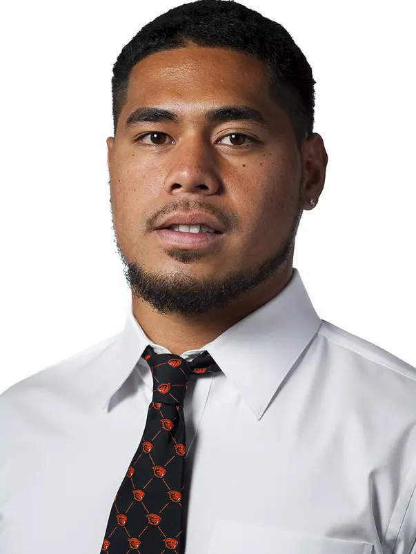 Manase Hungalu head shot 16