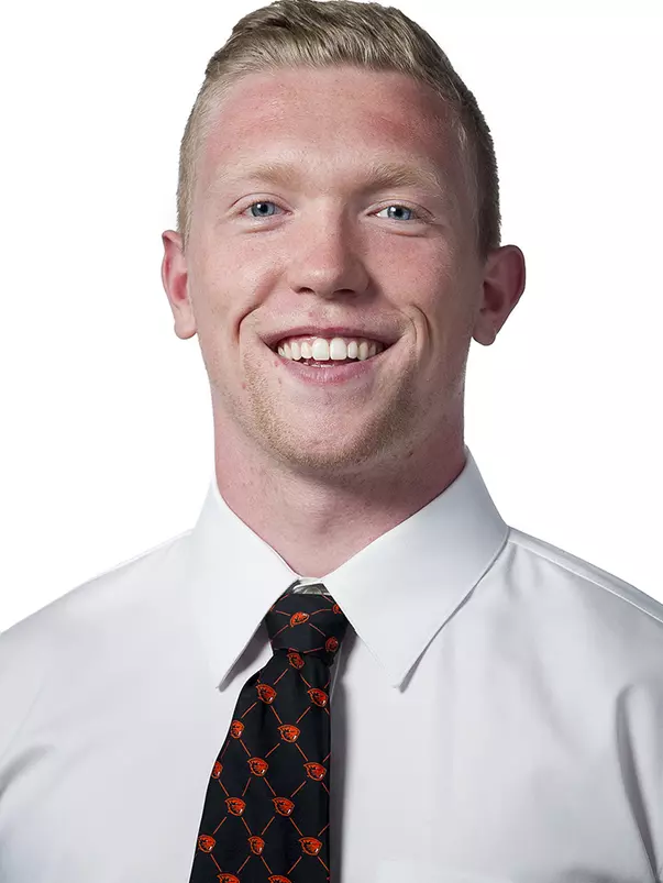 Zach Standish head shot 16