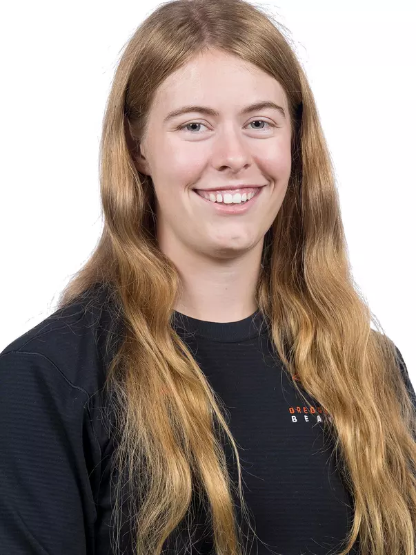 Robinson_Hannah_2021-22