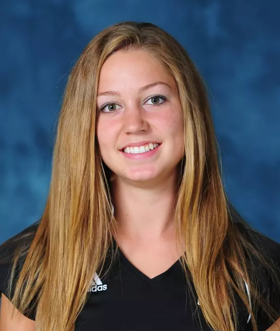 Stangl wide head shot