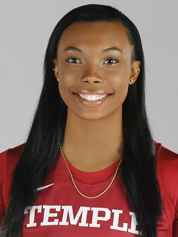 Alexa Williamson headshot