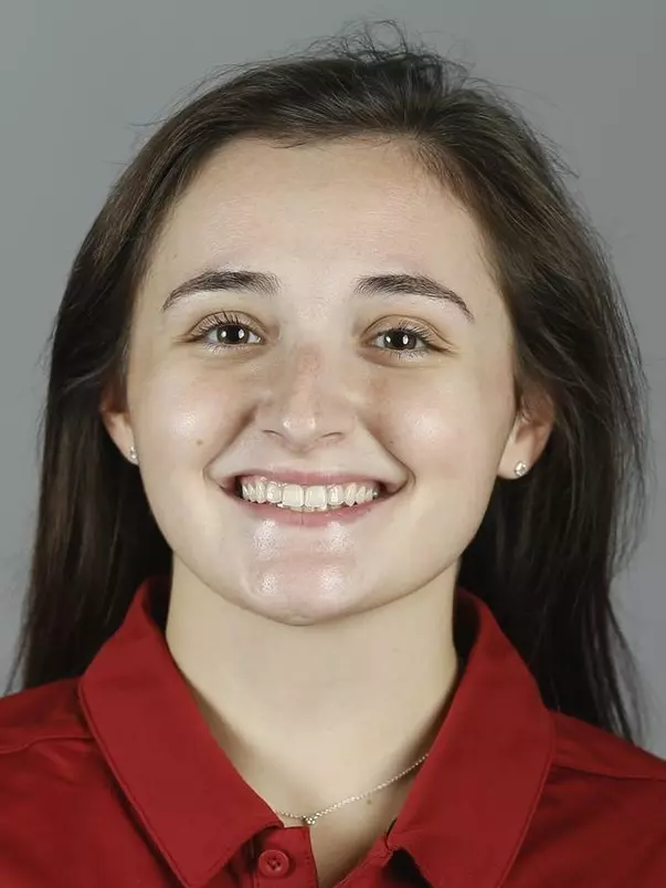 Nina Sponheimer Headshot