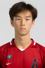 Josh Chong Headshot